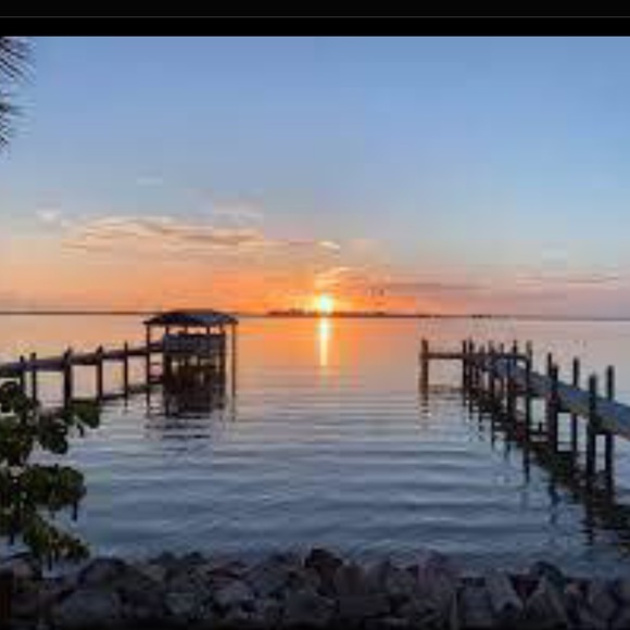 Meet your Posher, (Ginny) Jennifer R: (Mrs R) 💋🌈 - Picture 2 of 12